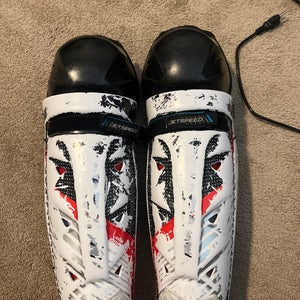 Senior CCM JetSpeed FT6 16" Shin Pads (Used)