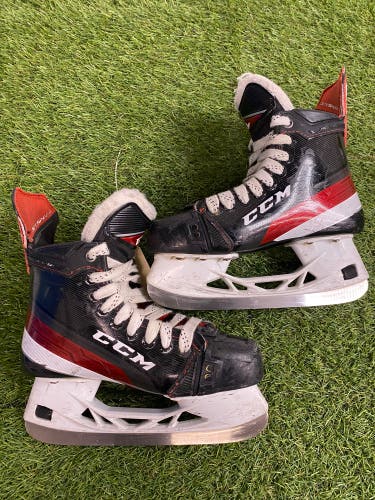 CCM JetSpeed FT4 Hockey Skates | Intermediate 4.5 (Tapered)