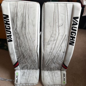 34" Vaughn SLR3 Pro Carbon Goalie Leg Pads (Used)