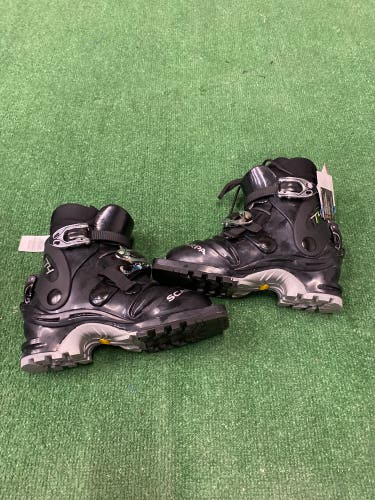 Mondo 24.5 Scarpa T4 Backcountry Ski Boots Soft Flex (New)