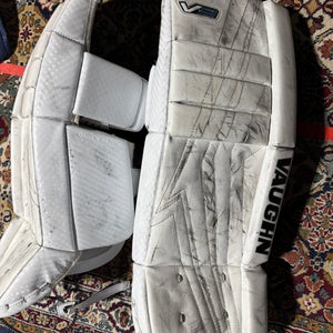 24" Vaughn Velocity V9 Goalie Leg Pads (Used)