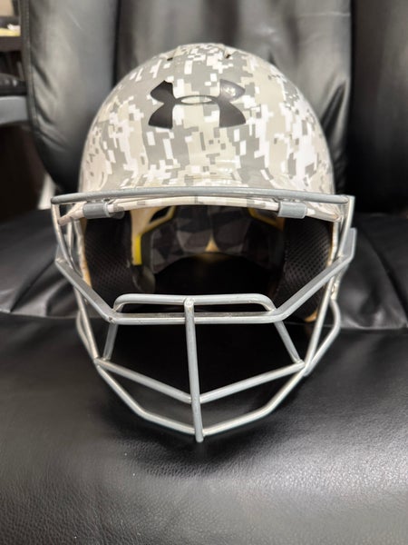 Small / Medium Under Armour UABH100 Batting Helmet (Used)