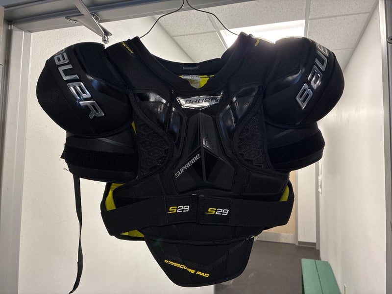 Large Senior Bauer Supreme S29 Shoulder Pads (New)