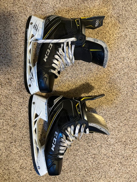 CCM Super Tacks AS1 Hockey Skates Regular Width 11.5 (Used)