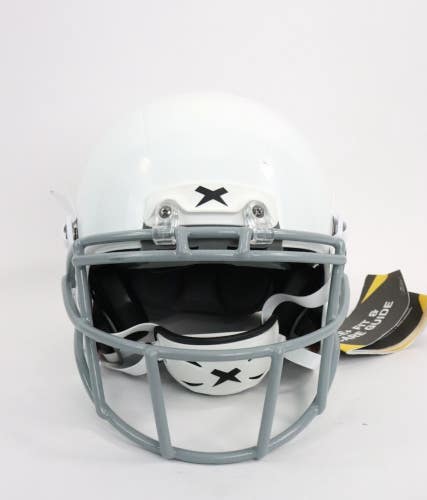 Xenith X2E+ / 2022 / Youth Football Helmet / Size Medium / White INV18