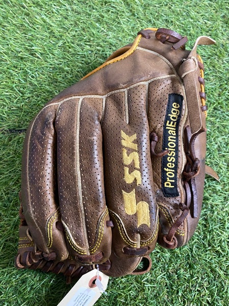 Brown SSK Professional Edge RH Infield Baseball Glove 11.75" (Used)