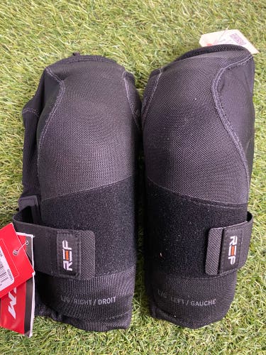 Senior Large CCM Ref Elbow Pads (New)