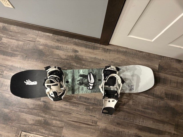 Burton Process Smalls 130cm Youth Snowboard – True Twin – No Bindings