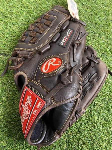 Brown Rawlings Revo RH Baseball Glove 12" (Used)