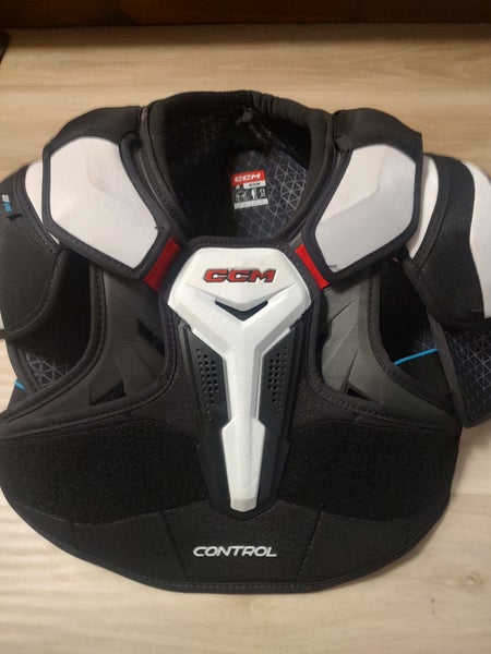Medium Senior CCM Control Shoulder Pads (Used)