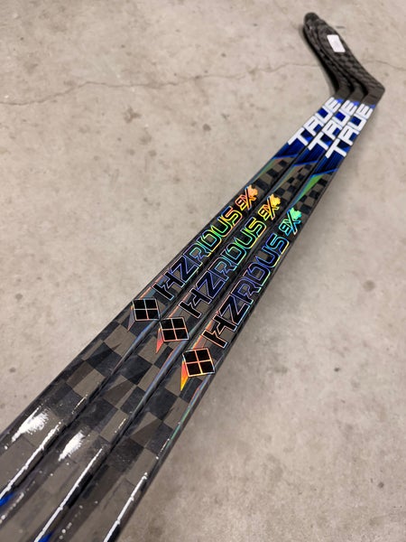 3 PACK 75 Flex P28 Senior True HZRDUS X Smoke Left Hand Hockey Stick Pro Stock NCAA (New)