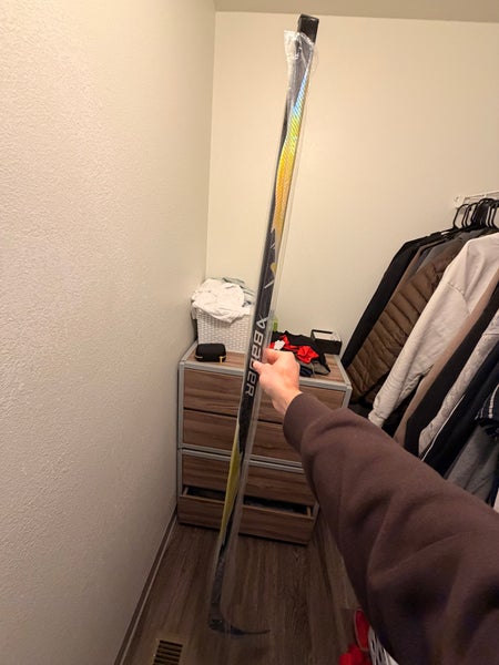 Senior Bauer Vapor FlyLite Right Handed Hockey Stick P92 77 Flex Pro Stock (New)