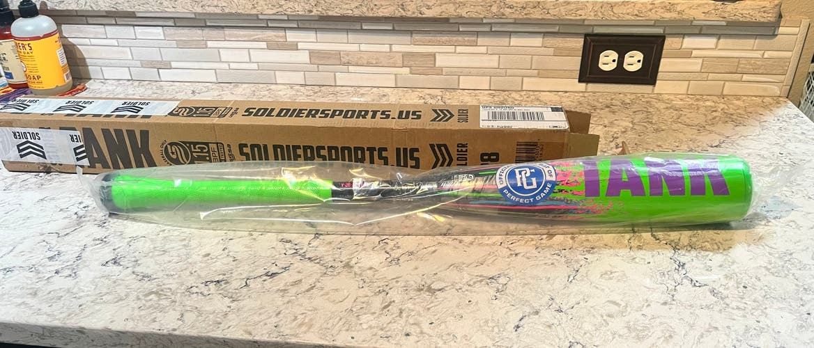 2025 Tank Composite USSSA Certified Bat (-10) 18 oz 28" (New)