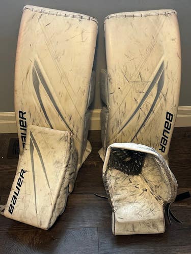 33" Bauer Hyperlite 2 Regular Goalie Full Set (Used)