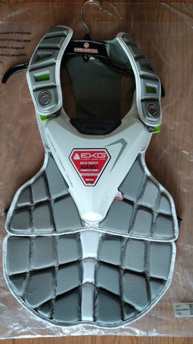 XS Adult Maverik Max Shoulder Pads (New)
