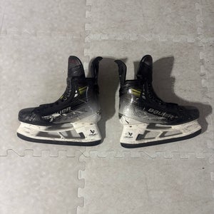 2023 Bauer Vapor Hyperlite 2 Hockey Skates 7 (Used)