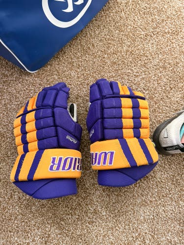 Warrior Alpha Classic Pro Gloves 14" (Used)