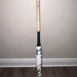 2023 DeMarini Whisper Composite Bat (-10) 23 oz 33" (Used)