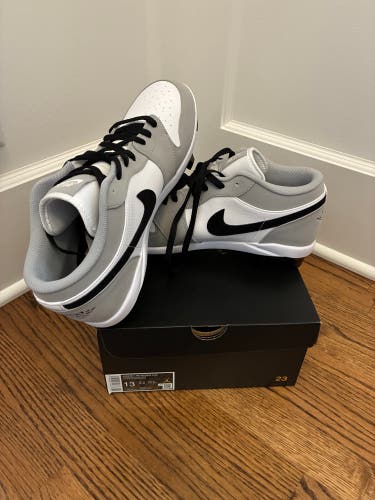 White Men's Size M 10.0 (W 11.0) Adult Air Jordan Low Top Molded Cleats (Used)