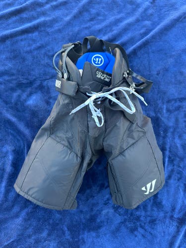 Warrior Covert QRE 30 Junior Large Hockey Pants (Used)