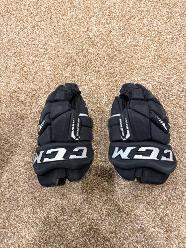 CCM Tacks 6052 Gloves 12" (Used)