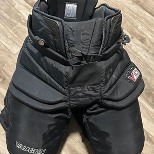 Senior Medium Vaughn Velocity V10 Pro carbon