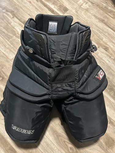 Senior Medium Vaughn Velocity V10 Pro carbon