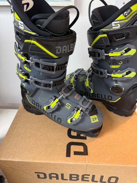 Mondo 26 & 26.5 Men's Dalbello All Mountain VELOCE 110 GW Ski Boots Medium Flex (Used)