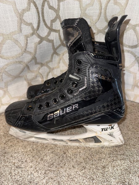 2022 Bauer Supreme Mach Hockey Skates Regular Width Pro Stock 7.5 (Used)