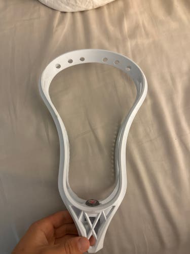 Signature Contract Offense Head (New)