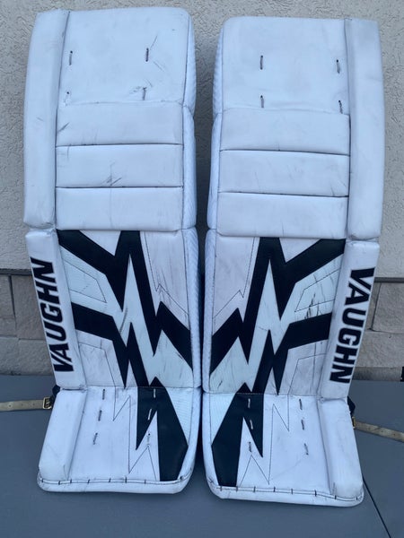 Vaughn Velocity V10 Pro Stock Goalie Pads STAUBER 8863