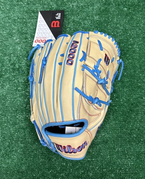 Wilson A2000 12.5" B125 Pitchers Baseball Softball Glove - Blonde Sky Blue