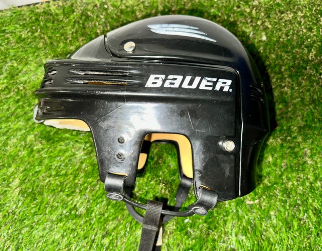 Large Bauer HH4000 Helmet (Used)