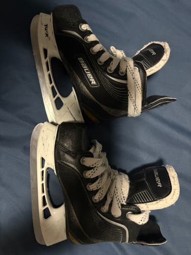 Bauer Hockey Skates Regular Width 12 (Used)