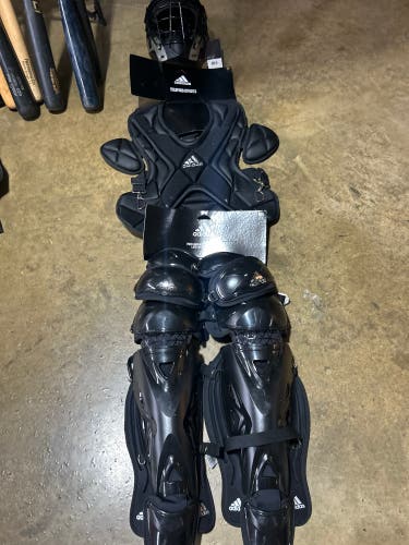 Adidas Pro 2.0 Catchers Equipment Set