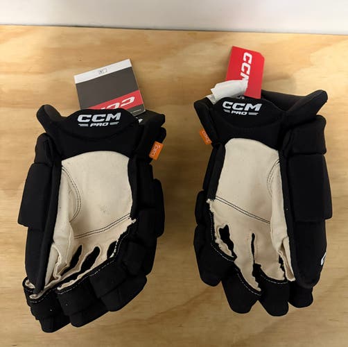 CCM HGPJSPP Gloves 13" Pro Stock (New)