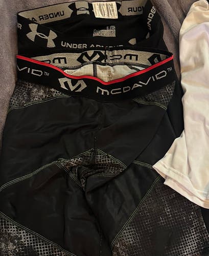 2 pairs compression shorts 1 pair socks