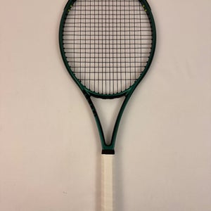 Wilson Blade 100 V9, 4 1/4 Excellent 9.5/10