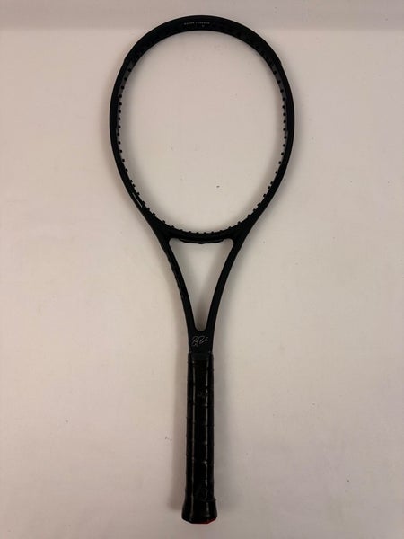 Wilson Pro Staff RF97 V11, 4 3/8 Excellent 9/10