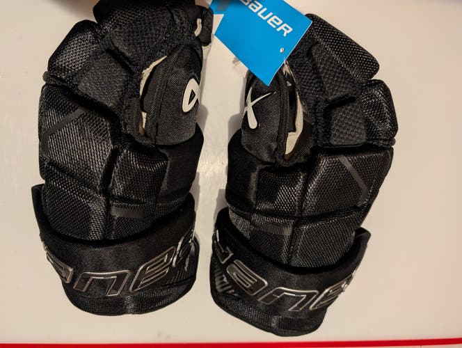 Bauer Supreme Mach Gloves 15" (New) Free Shipping