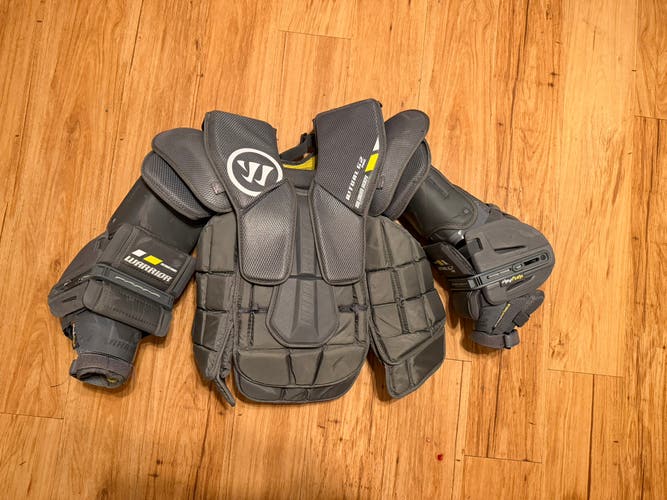 Medium 2019 Warrior Ritual G2 PRO Goalie Chest Protector (Used)