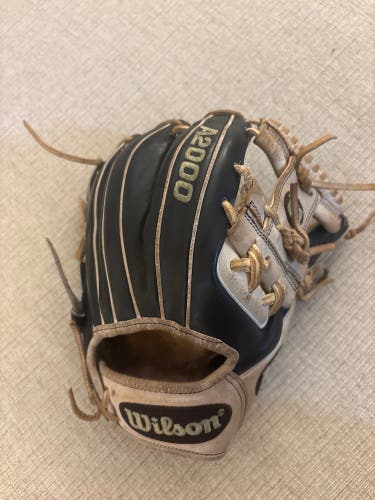 Wilson RH Infield Baseball Glove 11.5" (Used)