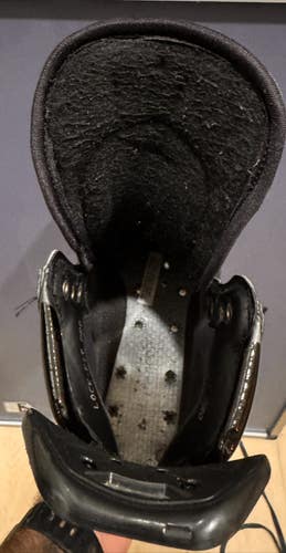 Bauer Shadow Hockey Skates NHL Wide Width Pro Stock (Used)