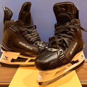 Bauer Shadow Hockey Skates NHL Wide Width Pro Stock (Used)