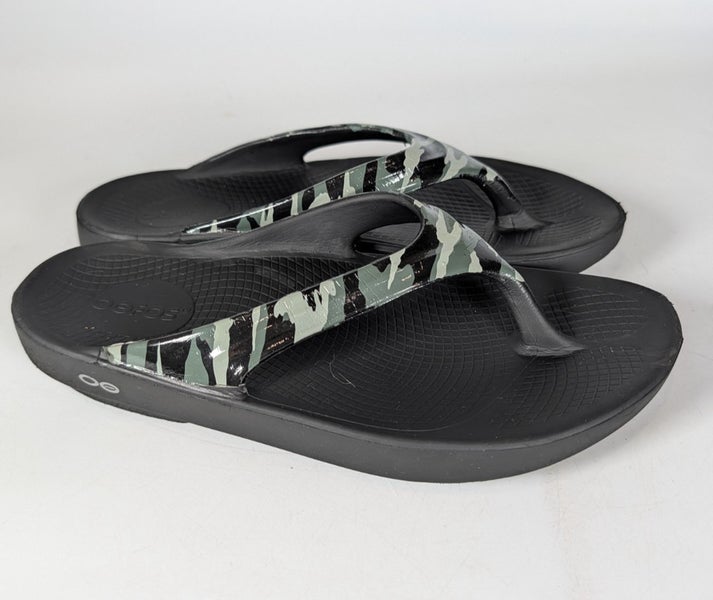 OOFOS OOlala Limited Black Camo Recovery Thong Sandals Women's Size 9