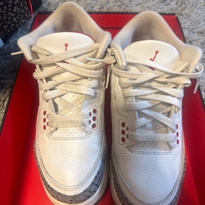 Kid's 4.5Y (Big Kids / Youth) Air Jordan 3 Shoes (Used)