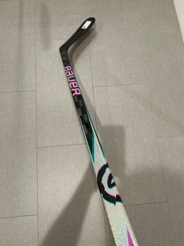 Intermediate Bauer Proto2 Right Handed Hockey Stick P92 65 Flex (New)