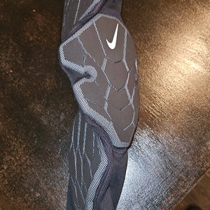 Size Small  Nike Pro Hyperstrong Padded Football Arm Sleeve 3.0