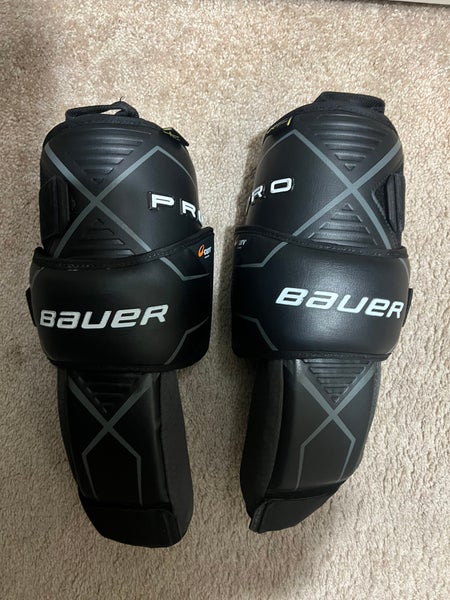 Senior Bauer Pro Hockey Goalie Pants (Used)
