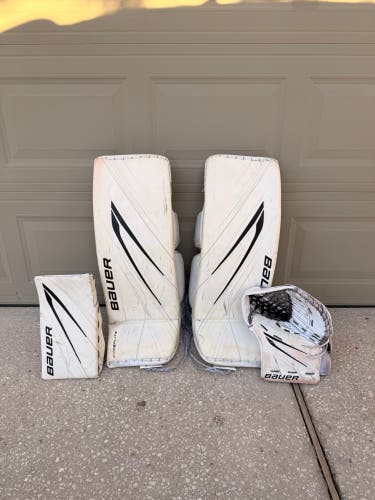 Bauer Hyperlite 2 33” S Regular Goalie Full Set